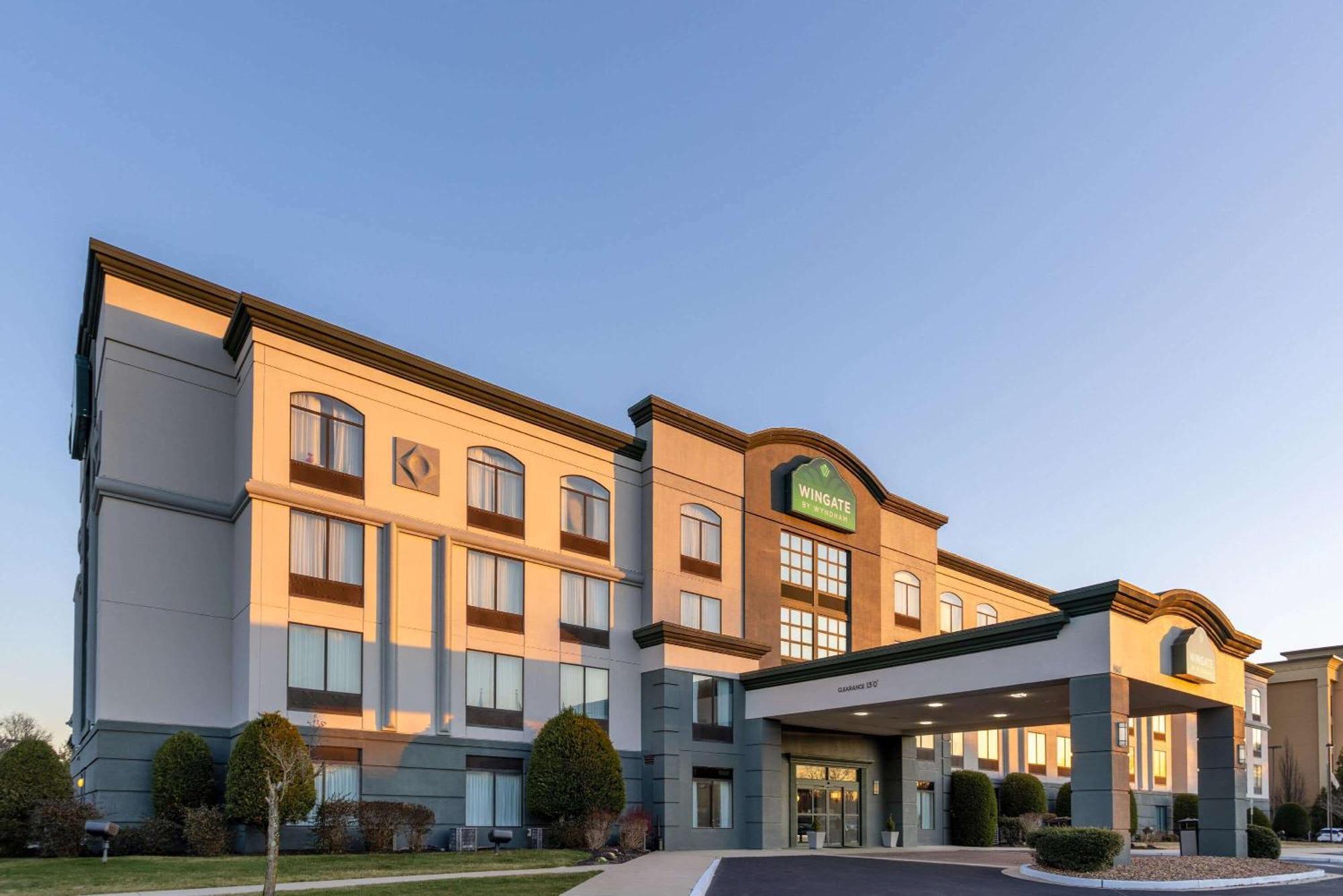 วินเกท บาย วินด์แฮม ไวน์แลนด์/มิลล์วีลล์ Hotel ภายนอก รูปภาพ