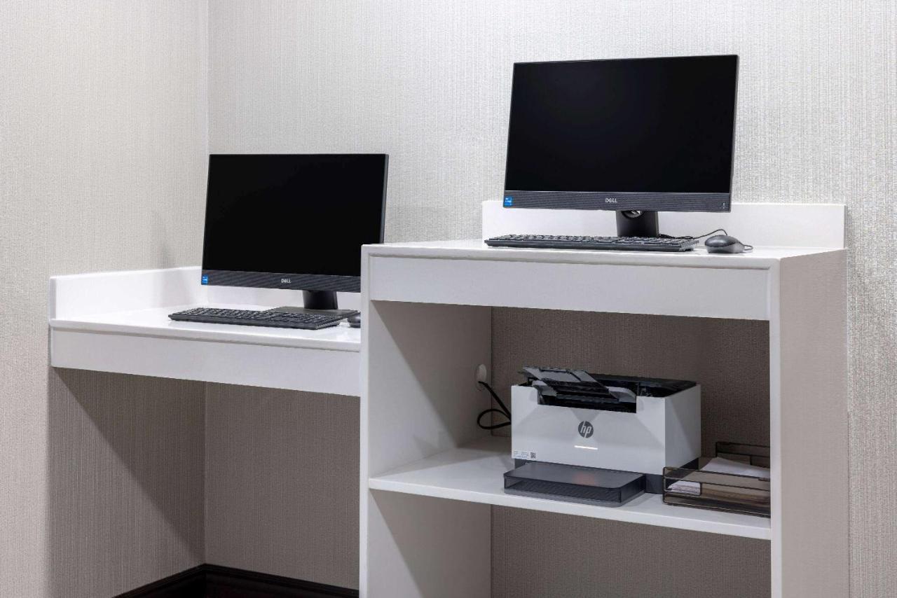 วินเกท บาย วินด์แฮม ไวน์แลนด์/มิลล์วีลล์ Hotel ภายนอก รูปภาพ